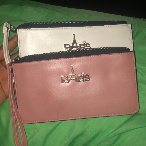 Wallets - Picture 1 of 4